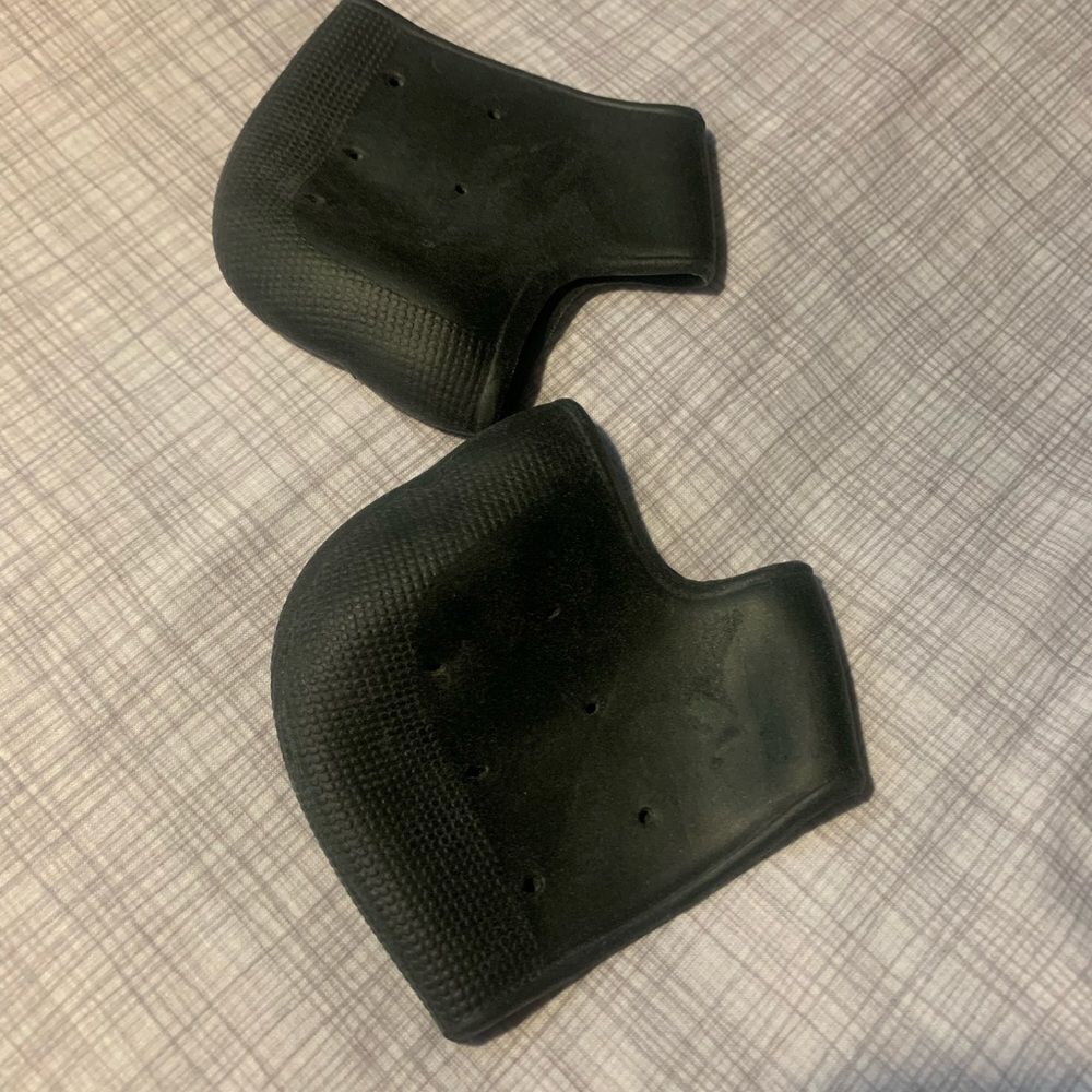 2. New heel protectors - Picture 3 of 3
